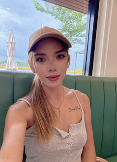 Rosé - Transsexual adult performer in Krabi Photo 8 of 9