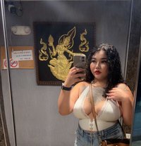 Rose thai - puta in Pattaya Photo 2 of 10