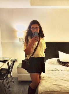 Rose - Transsexual escort in İzmir Photo 5 of 9