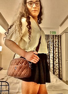 Rose - Transsexual escort in İzmir Photo 7 of 9