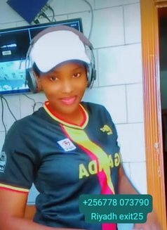 Rose - escort in Riyadh Photo 15 of 15