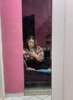 Roseanne (Part Time) - escort in Dubai Photo 4 of 5