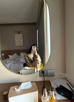 Roseanne (Part Time) - escort in Dubai Photo 5 of 5