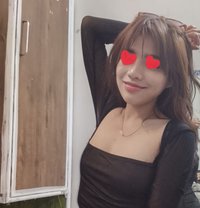 Rosecy - puta in Gurgaon