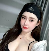 Rosee - puta in Al Manama