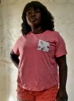 Rosel - escort in Accra Photo 4 of 6