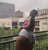 Vassea massi - escort in Al Juffair