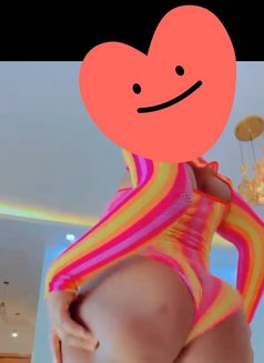 Roselyn - puta in Cairo Photo 8 of 8