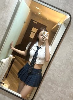 Rosetee - Transsexual escort in Taipei Photo 12 of 13