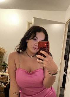 Rosette - escort in Toulouse Photo 3 of 6