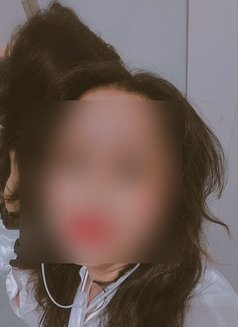 Rosey Hot and Sexy Tamil Milf - escort in Dubai Photo 3 of 5