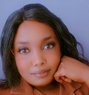 Rosey - masseuse in Johannesburg Photo 3 of 3