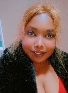 Rosey - masseuse in Johannesburg Photo 5 of 5