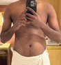 Roshan - Acompañantes masculino in Dubai Photo 2 of 3