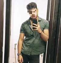 Raaz - Male escort in Mumbai