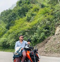 Roshan - masseur in Kathmandu