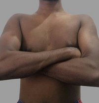 Roshan - Male escort in Colombo