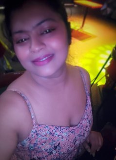 Roshani - escort in Bangalore Photo 1 of 3