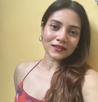 Roshani Patak - puta in Pune