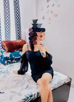 Roshani Real Meet and Cam Show - puta in Bangalore Photo 2 of 4