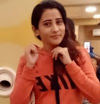 Roshani Singh Cam & Show Real Meet - escort in Mumbai Photo 1 of 4