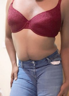 Roshel - Best Service in the Town - Acompañantes transexual in Colombo Photo 9 of 16