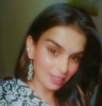 Roshel ❤ cam service available - Transsexual escort in Colombo