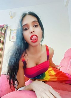 Roshini Doll - Transsexual escort in Bangalore Photo 6 of 11