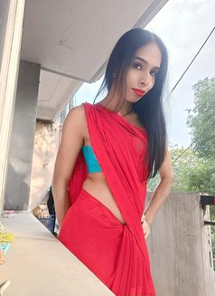 Roshini Doll - Transsexual escort in Bangalore Photo 11 of 14