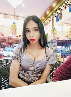 Roshini Sexy Mallu - Transsexual escort in Chennai Photo 3 of 19