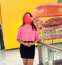 Roshni, Cam and Real ( Meet) - puta in Hyderabad Photo 1 of 1