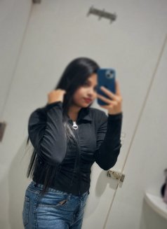 Roshni꧁𓆩Cam & Real Meet 𓆪꧂ - escort in Bangalore Photo 1 of 3