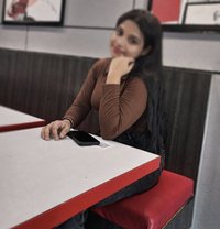 Roshni꧁𓆩Cam & Real Meet 𓆪꧂ - puta in Bangalore