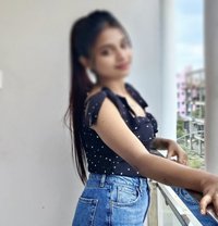 Roshni꧁𓆩Cam & Real Meet 𓆪꧂ - puta in Nairobi