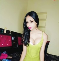 Roshni Doll - Transsexual escort in Bangalore Photo 1 of 7