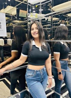 Roshni - escort in Chennai Photo 2 of 3