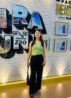 Roshni Escort Service - puta in Chennai Photo 1 of 2