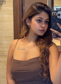 Roshni Escort Service - escort in Hyderabad Photo 1 of 1