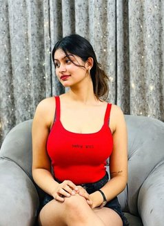 Roshni Escort Service - escort in Navi Mumbai Photo 1 of 1