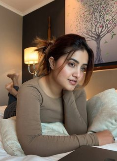 Roshni Escort Service - puta in Rajkot Photo 1 of 1