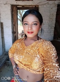 Roshni Here - Transsexual escort in Kolkata Photo 4 of 14
