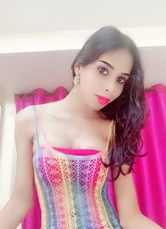 Roshni Hot and Cool Mallu Shemale - Transsexual escort in Bangalore Photo 5 of 8