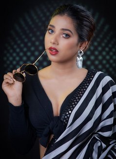 Roshni - Independent Indian Model - escort in Dubai Photo 3 of 5