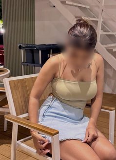 Roshni - escort in Chandigarh Photo 1 of 3