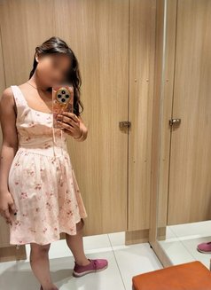 Roshni real meet only telegram - escort in New Delhi Photo 1 of 7