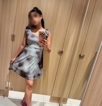 Roshni real meet cam - escort in New Delhi