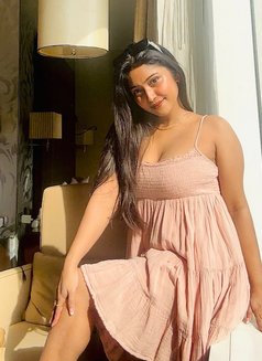 Roshni - escort in Kolkata Photo 1 of 3