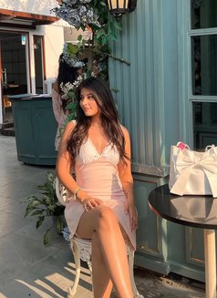 Roshni - escort in Mumbai Photo 3 of 3