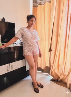 Roshni - escort in New Delhi Photo 3 of 3