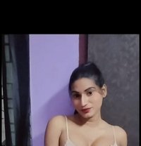 Roshni - Transsexual escort in Hyderabad
